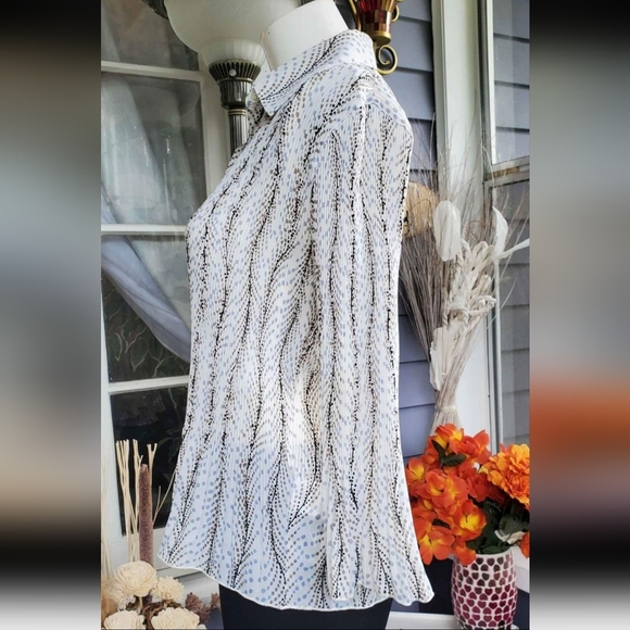 Covington Buttons Up Stretchable Bodycon Polkadot Pleated Shirt Top Blouse Small - Picture 4 of 9